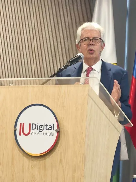 Imagen Jaime Arrubla en IU Digital de Antioquia 